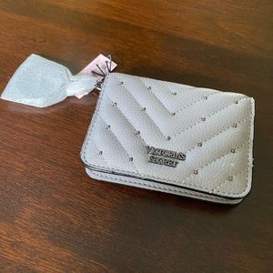 Victoria’s Secret ID holder. NWT.